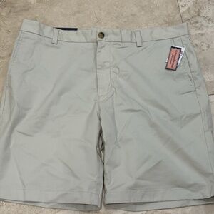 Vineyard Vines 9" Stretch Breaker Shorts Men 38 Beige Khaki Stone Chino NWT